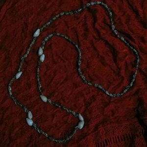 Long shell necklace